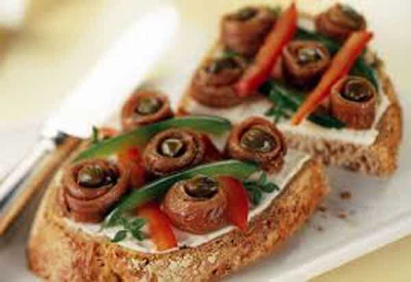 canapes aux anchois